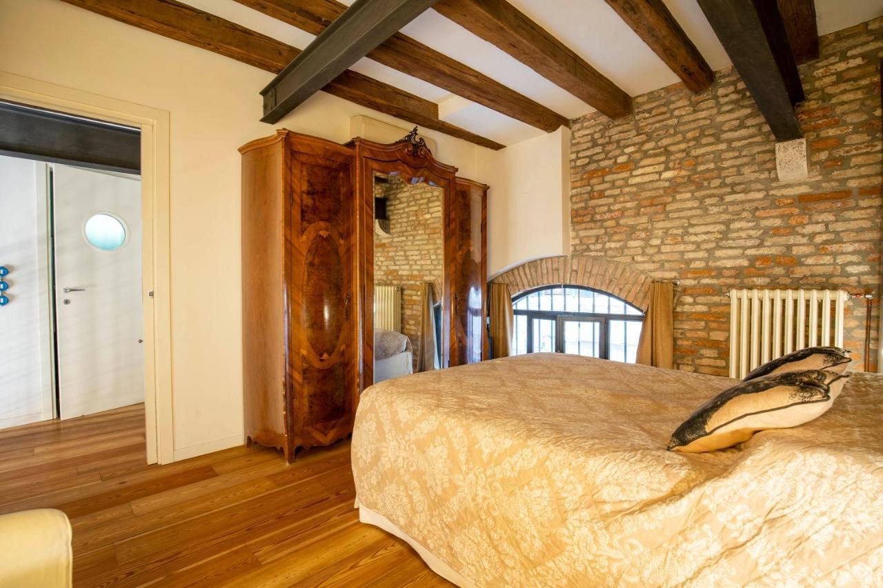Venetian Loft Apartment Luaran gambar